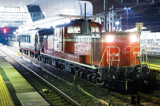 【京都丹後】KTR700形KTR707「くろまつ」京都鉄道博物館へ配給輸送を不明で撮影した写真