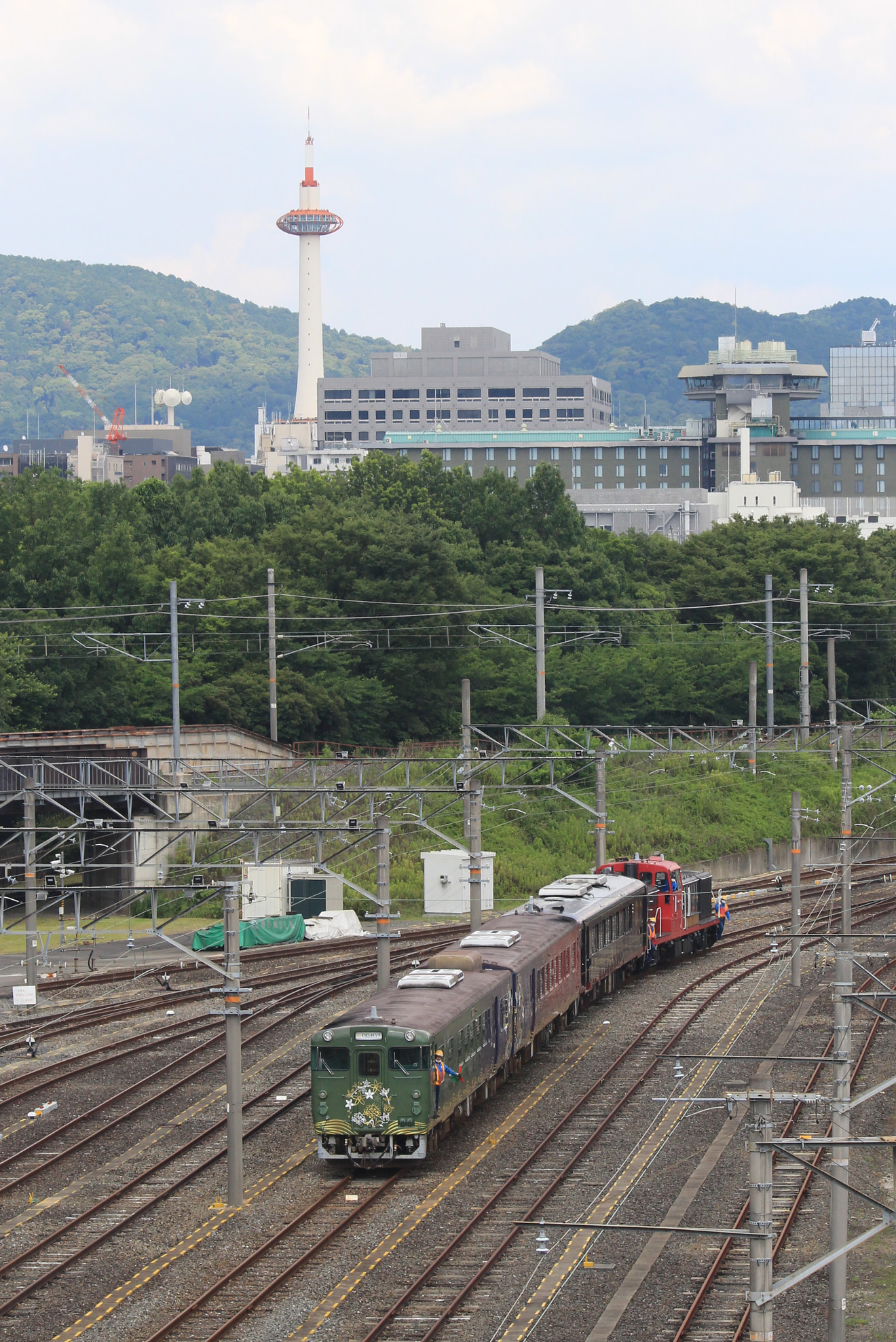 【JR西】キハ47-7003＋キハ47-7004「○○のはなし」京都鉄道博物館への拡大写真