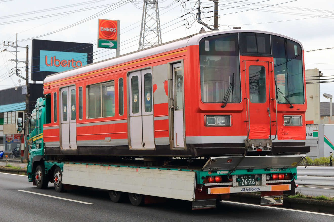 【小田急】1000形1059F(1059×4)新宿方2両 廃車・搬出の拡大写真