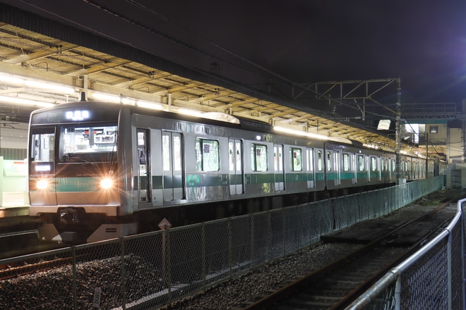 【JR東】E233系マト19編成ホームドア確認試運転を馬橋駅で撮影した写真