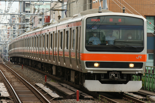 【JR東】E231系ケヨMU39編成東京総合車両センター入場を秋葉原駅で撮影した写真