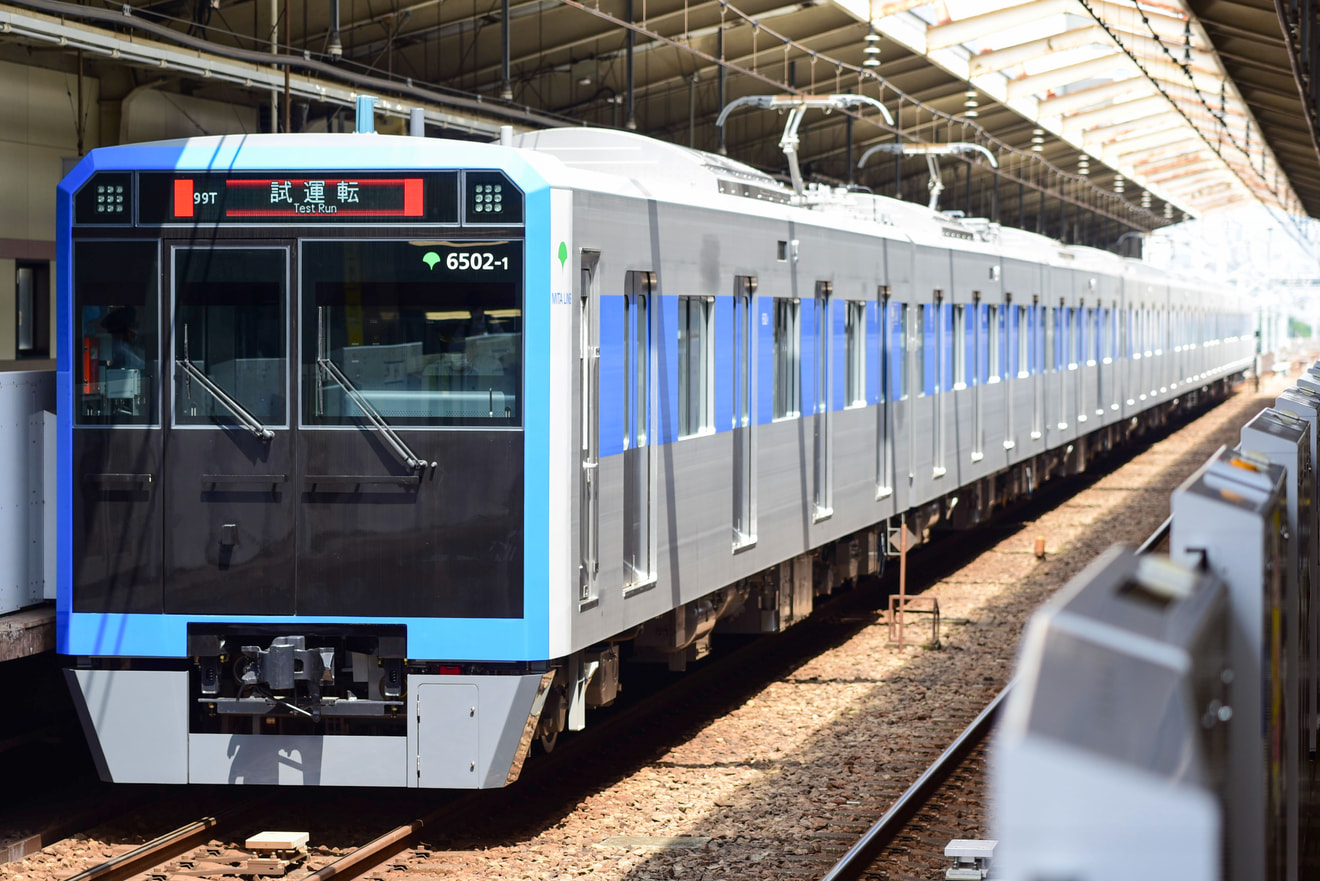 【都営】三田線用新型車両6500形 初の日中試運転の拡大写真