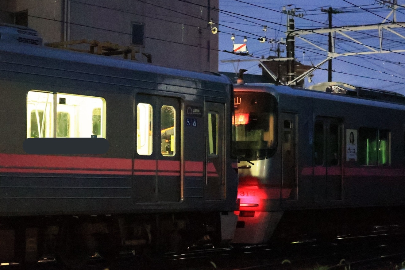 【名鉄】300系313Fを名古屋市交通局7000形7102Hが救援の拡大写真