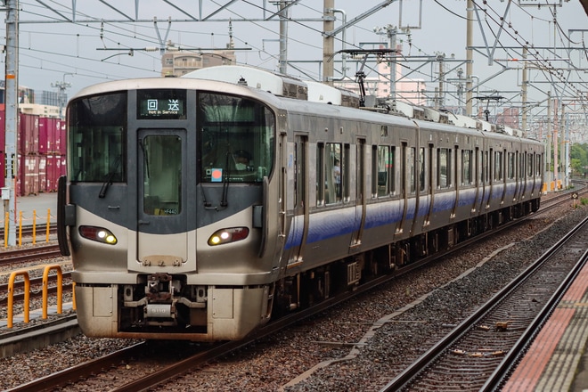 【JR西】225系HF440編成網干総合車両所本所へを鷹取駅で撮影した写真