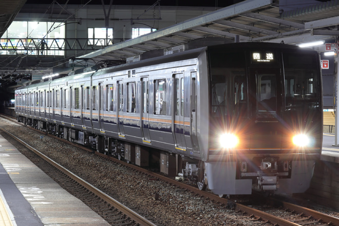 【JR西】207系Z22編成網干総合車両所出場回送を東加古川駅で撮影した写真