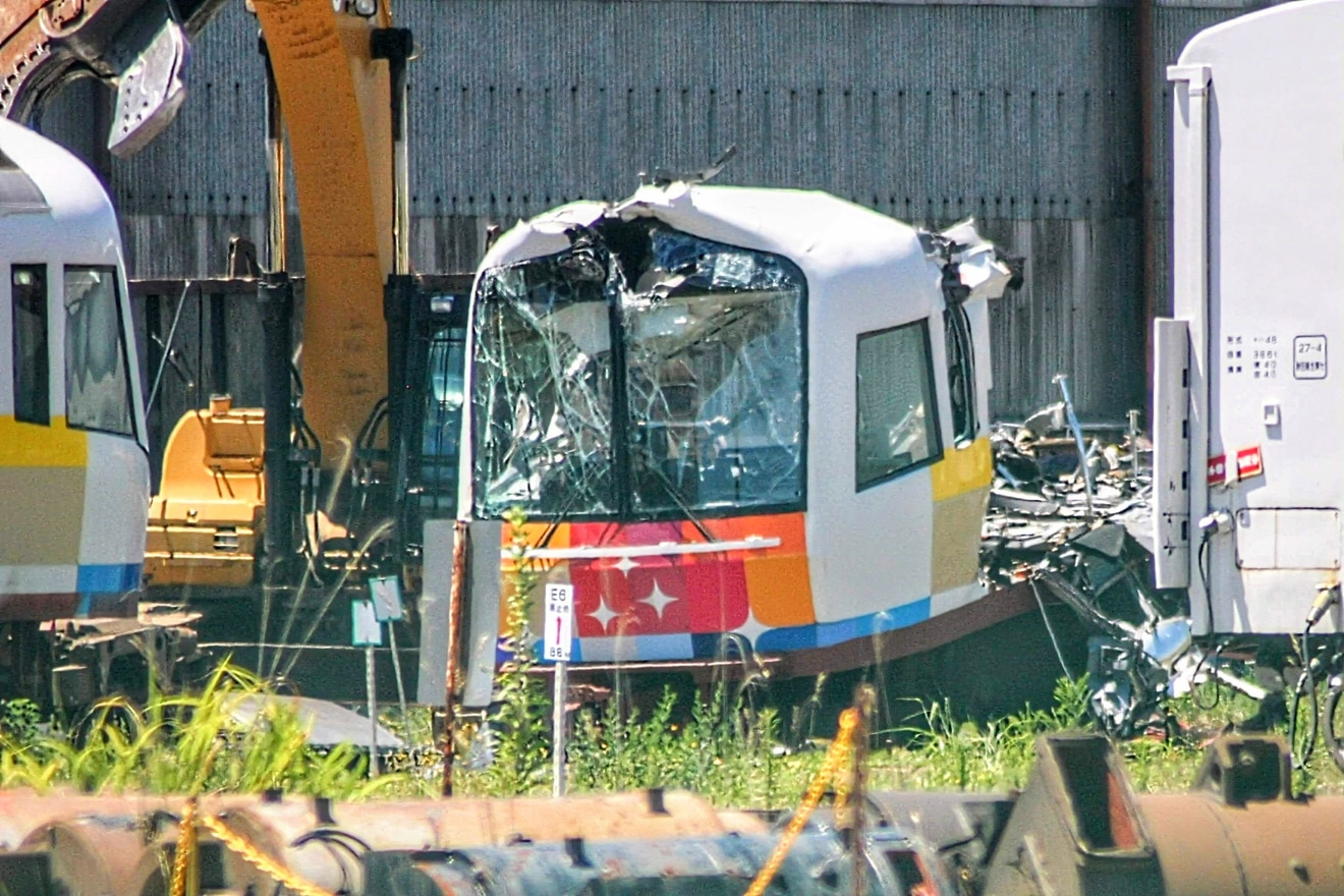 【JR東】きらきらうえつ用のクハ485-701が解体中の拡大写真