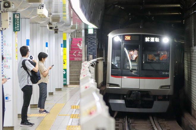 【東急】5080系5184FATO調整試運転を日比谷駅で撮影した写真