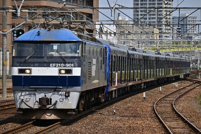 【相鉄】21000系21002×8(21102F)甲種輸送を熱田駅で撮影した写真
