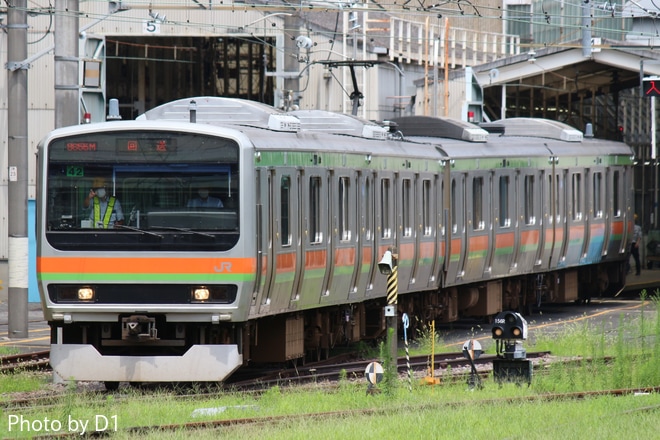 【JR東】E231系ハエ42編成大宮総合車両センター出場回送を大宮駅で撮影した写真