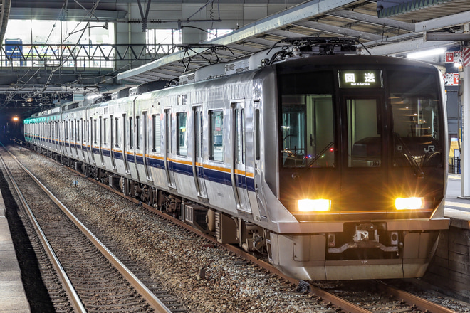【JR西】321系D17編成網干総合車両所出場を東加古川駅で撮影した写真