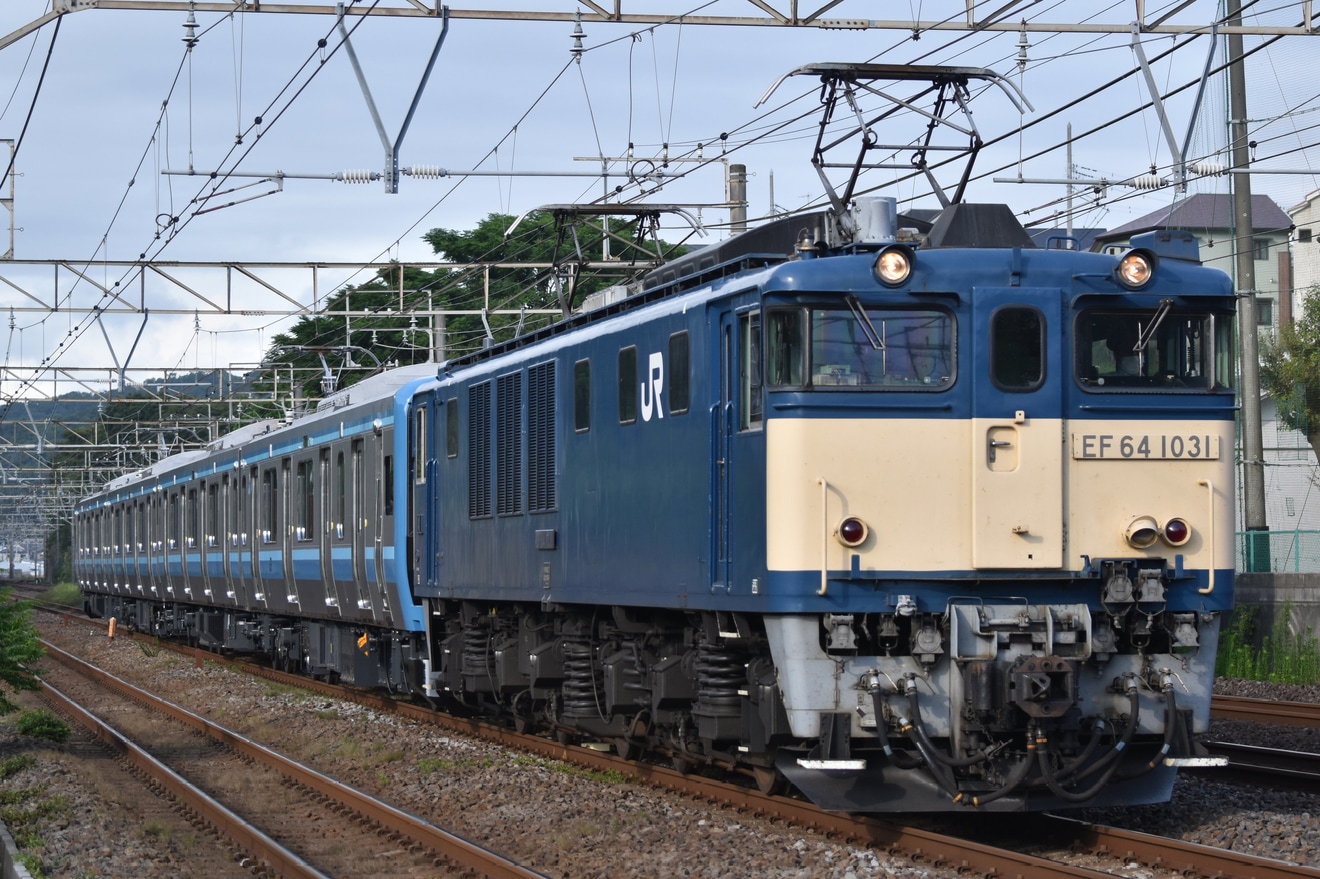 【JR東】E131系500番台 コツG-02編成 新津より配給輸送の拡大写真