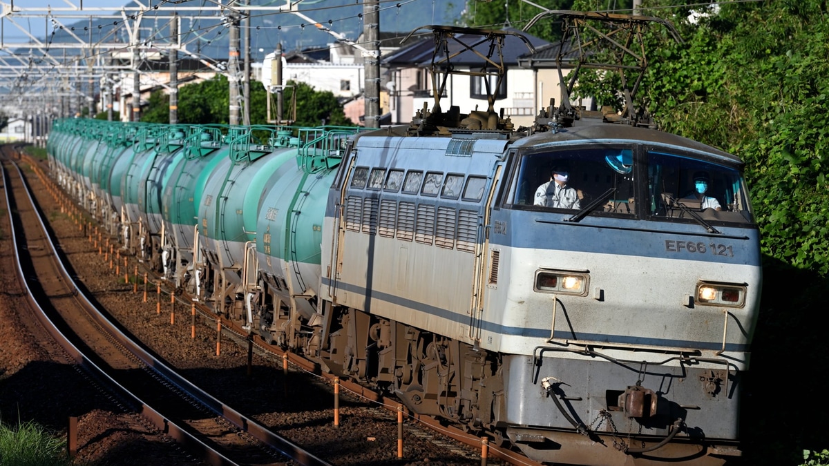 JR貨】中央西線不通に伴うEF66-121牽引迂回タキ貨物 |2nd-train鉄道ニュース