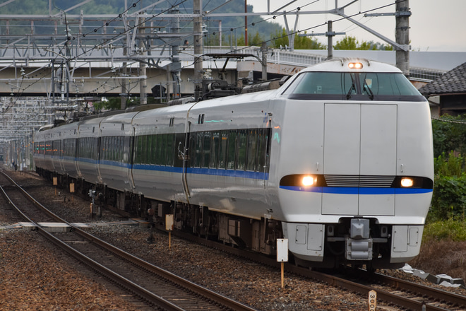 【JR西】683系T43編成吹田総合車両所入場回送を島本駅で撮影した写真