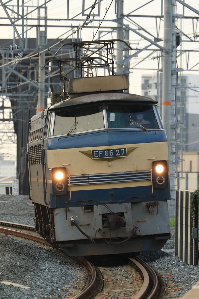 【JR貨】EF66-27:A2運用 単1780レ(27→28日)を鴫野〜JR野江間で撮影した写真