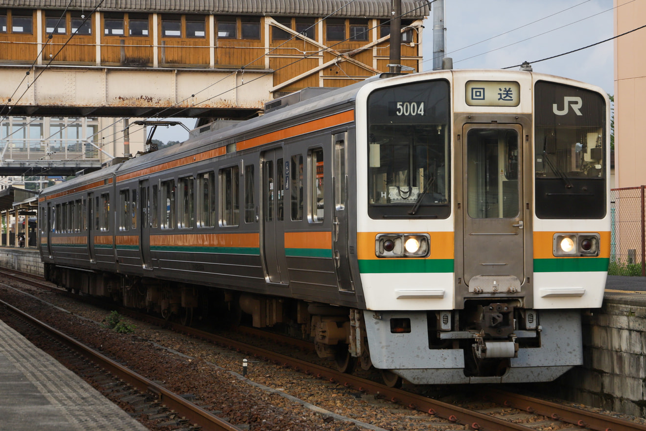 【JR海】上諏訪駅に取り残されていた213系H4編成が大垣車両区へ返却されるの拡大写真