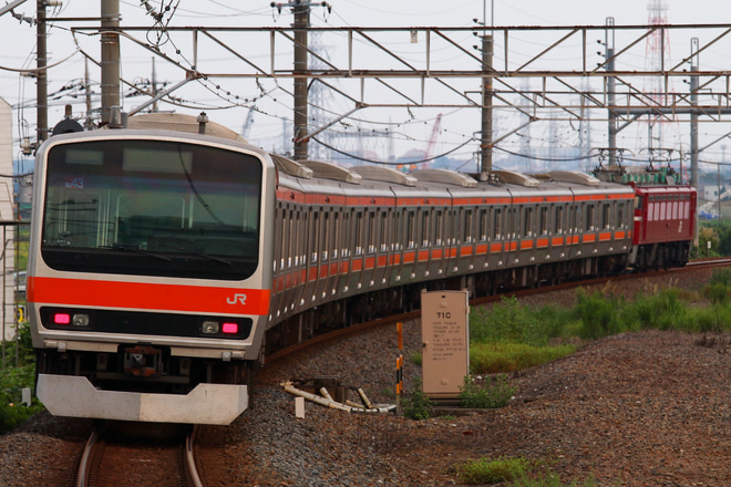 【JR東】E231系ケヨMU43編成 秋田総合車両センター出場配給を吉川駅で撮影した写真