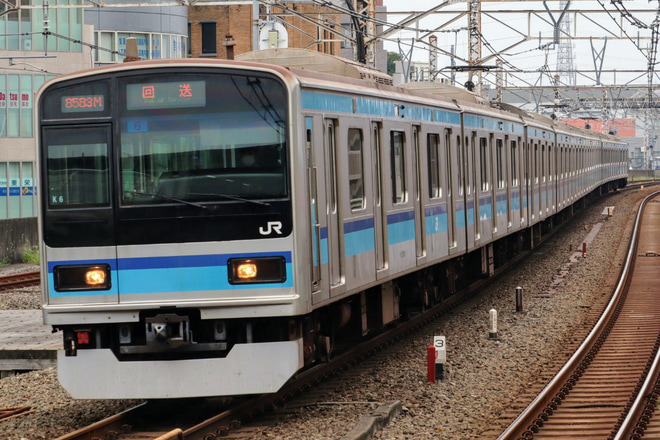 【JR東】E231系K6編成車輪転削回送を吉祥寺駅で撮影した写真