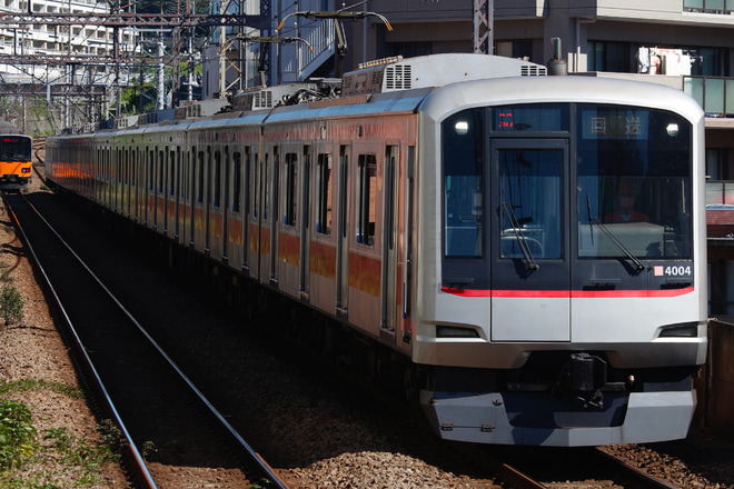 【東急】5050系4104F車輪転削を実施をあざみ野駅で撮影した写真