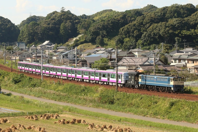 【新京成】80000形80026編成甲種輸送を掛川～菊川間で撮影した写真