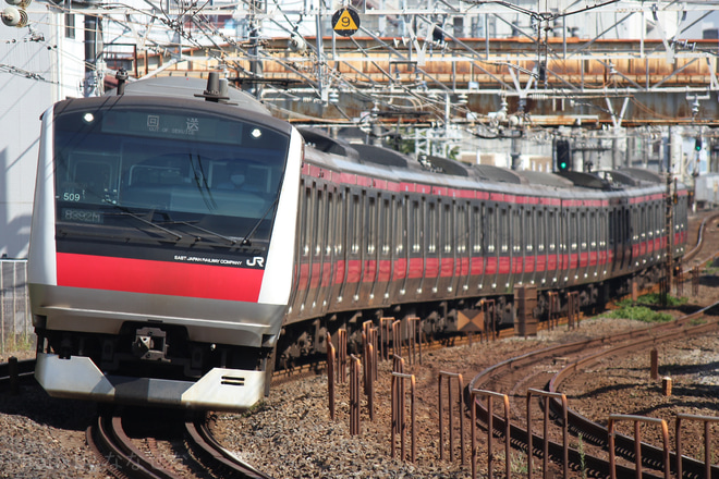 【JR東】E233系ケヨ509編成東京総合車両センター入場回送を船橋～市川間で撮影した写真