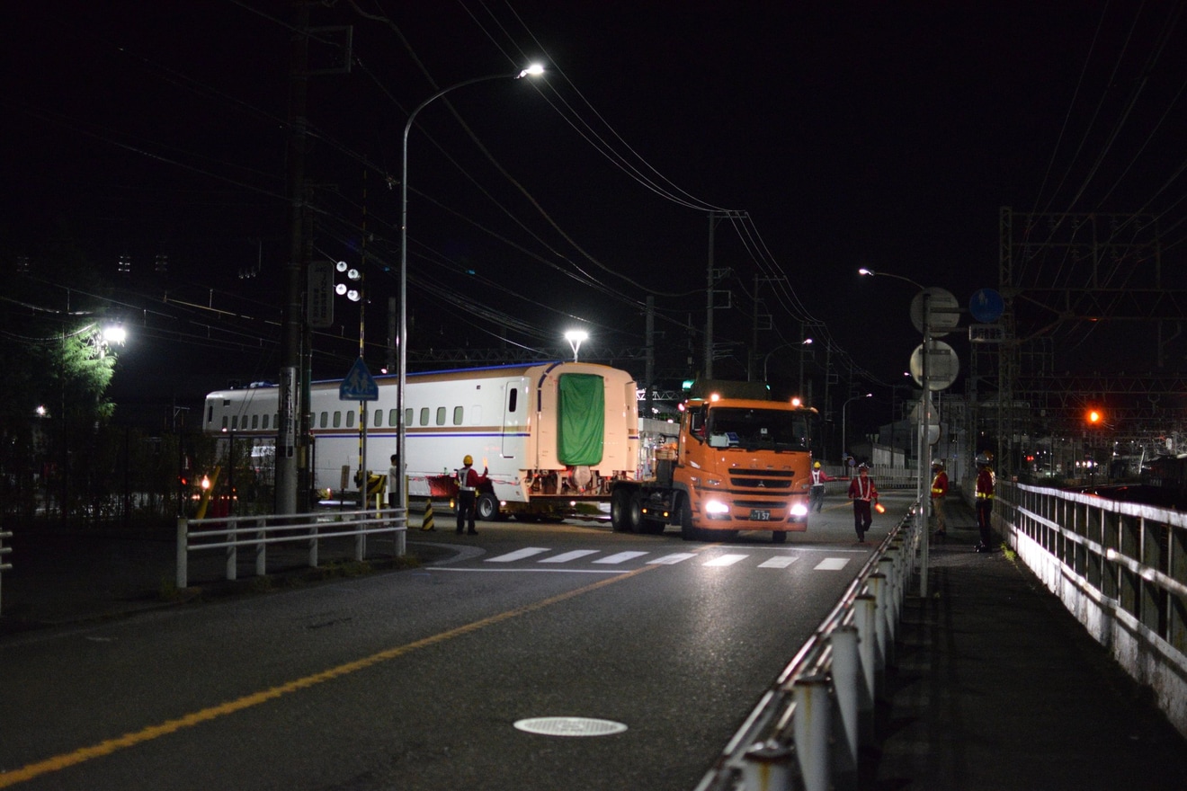 【JR東】E7系F35編成J-TREC横浜事業所から陸送の拡大写真