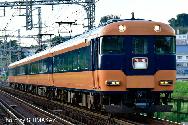 【近鉄】12200系NS51を使用した団体臨時列車を安堂～河内国分間で撮影した写真