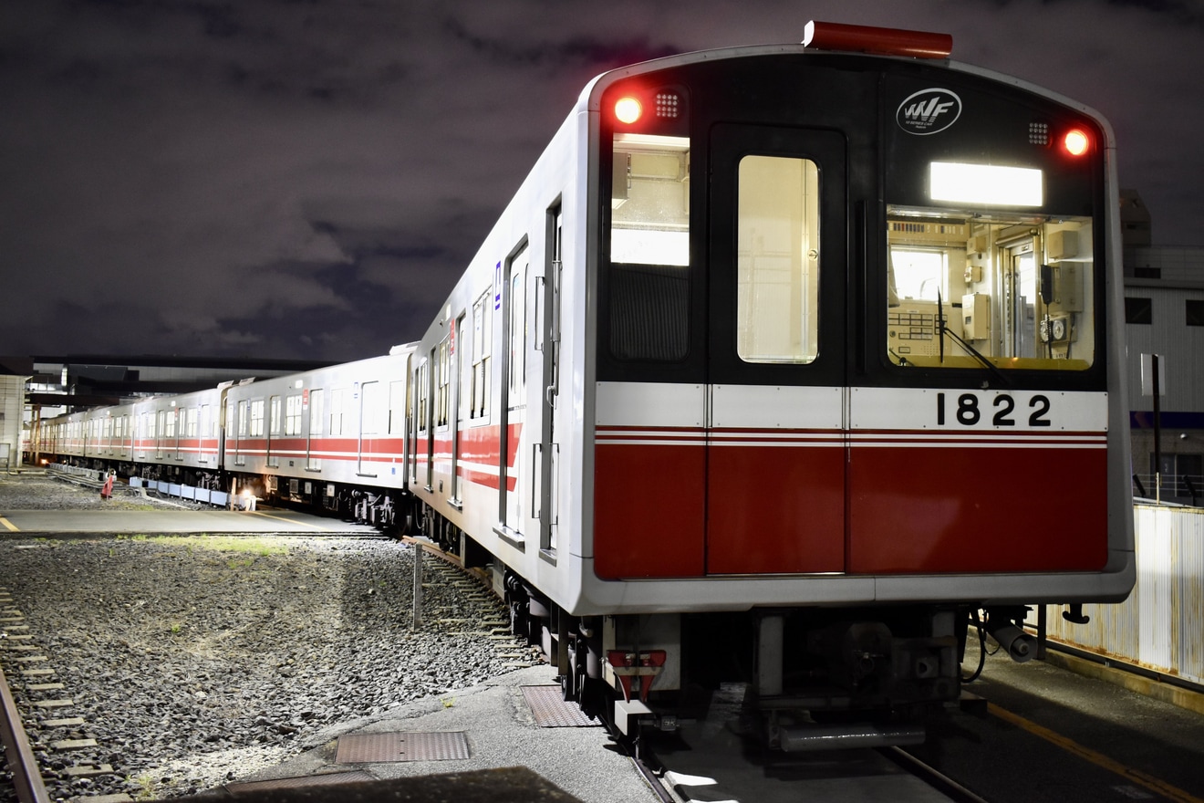 【大阪メトロ】10A系1122F廃車回送の拡大写真