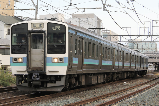 【JR海】飯田駅に留置されていたJR東の211系N303編成返却を刈谷付近で撮影した写真