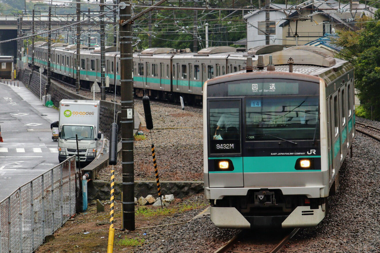 【JR東】E233系マト14編成長野総合車両センター入場回送の拡大写真