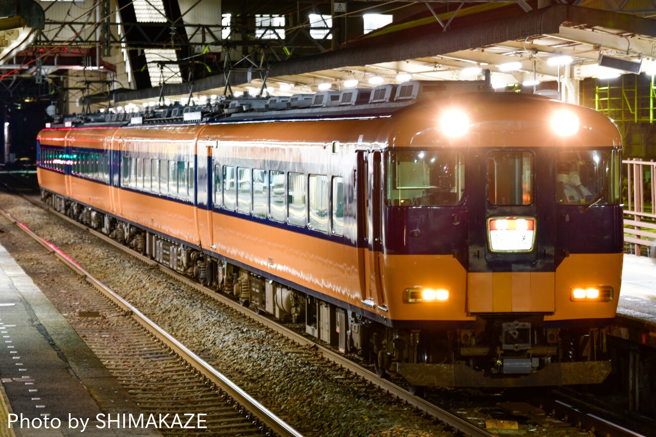 【近鉄】12200系 NS51 富吉へ回送の拡大写真
