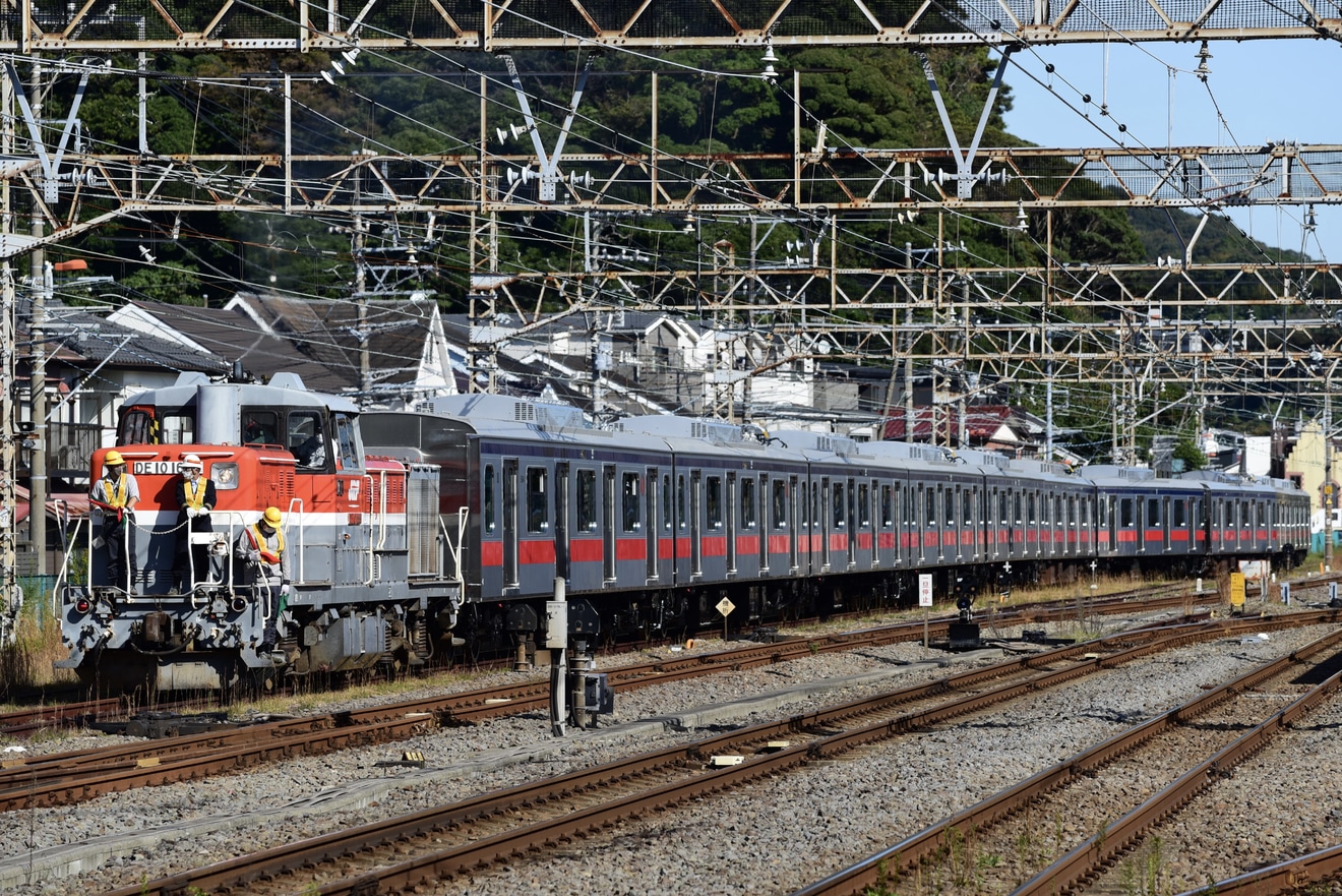 【東急】5080系中間車10両 J-TREC横浜出場甲種輸送の拡大写真