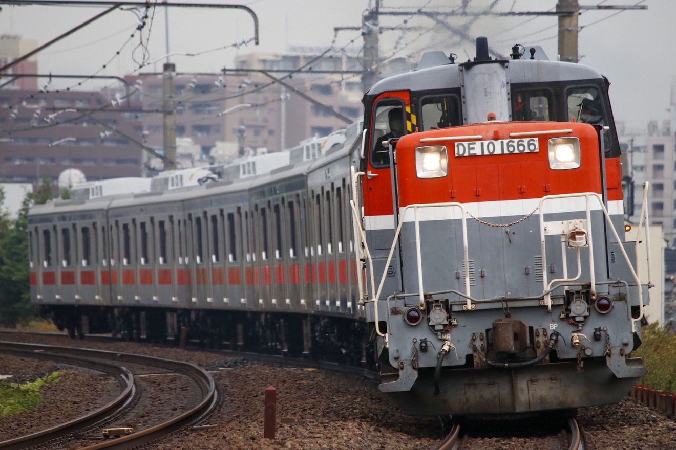 【東急】5080系中間車10両 J-TREC横浜出場甲種輸送の拡大写真