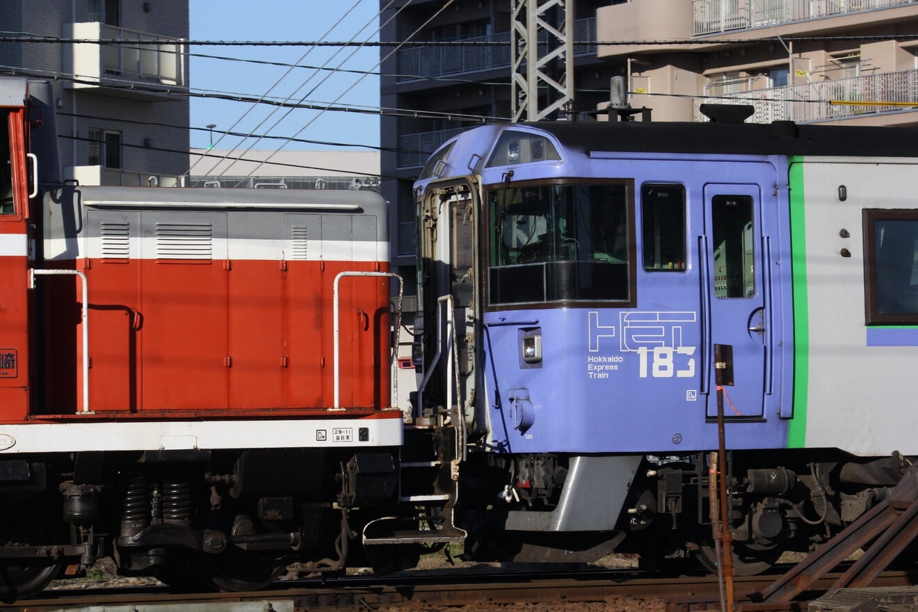【JR北】キハ183-4559が苗穂から札幌運転所への拡大写真