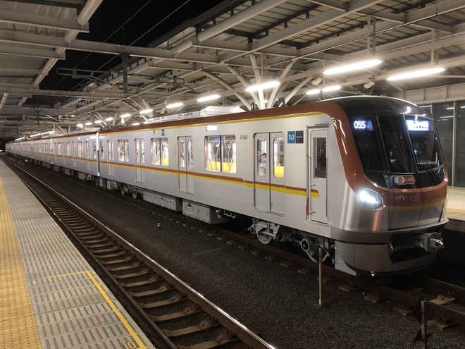 【メトロ】17000系17182Fが営業運転開始を石神井公園駅で撮影した写真