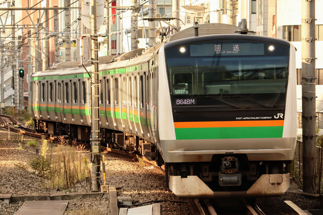 【JR東】E233系U227編成東京総合車両センター入場回送を恵比寿駅で撮影した写真