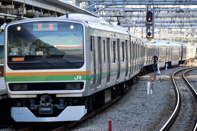 【JR東】E231系K-30編成機器更新工事を終えて出場回送を大崎駅で撮影した写真