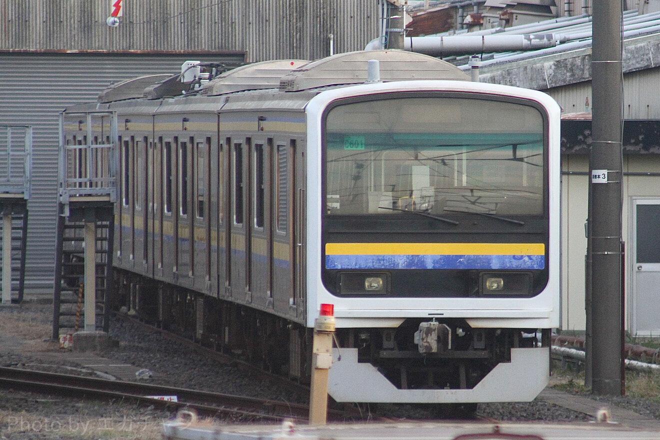 【JR東】209系2100番台 マリC601編成4両化・JRマーク消去の拡大写真
