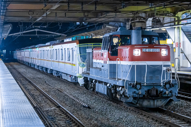 【メトロ】17000系17189F甲種輸送を府中本町駅で撮影した写真