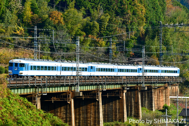 【近鉄】「貸切列車で行く京都奈良ツアー」の団臨があおぞらII3重連で運転