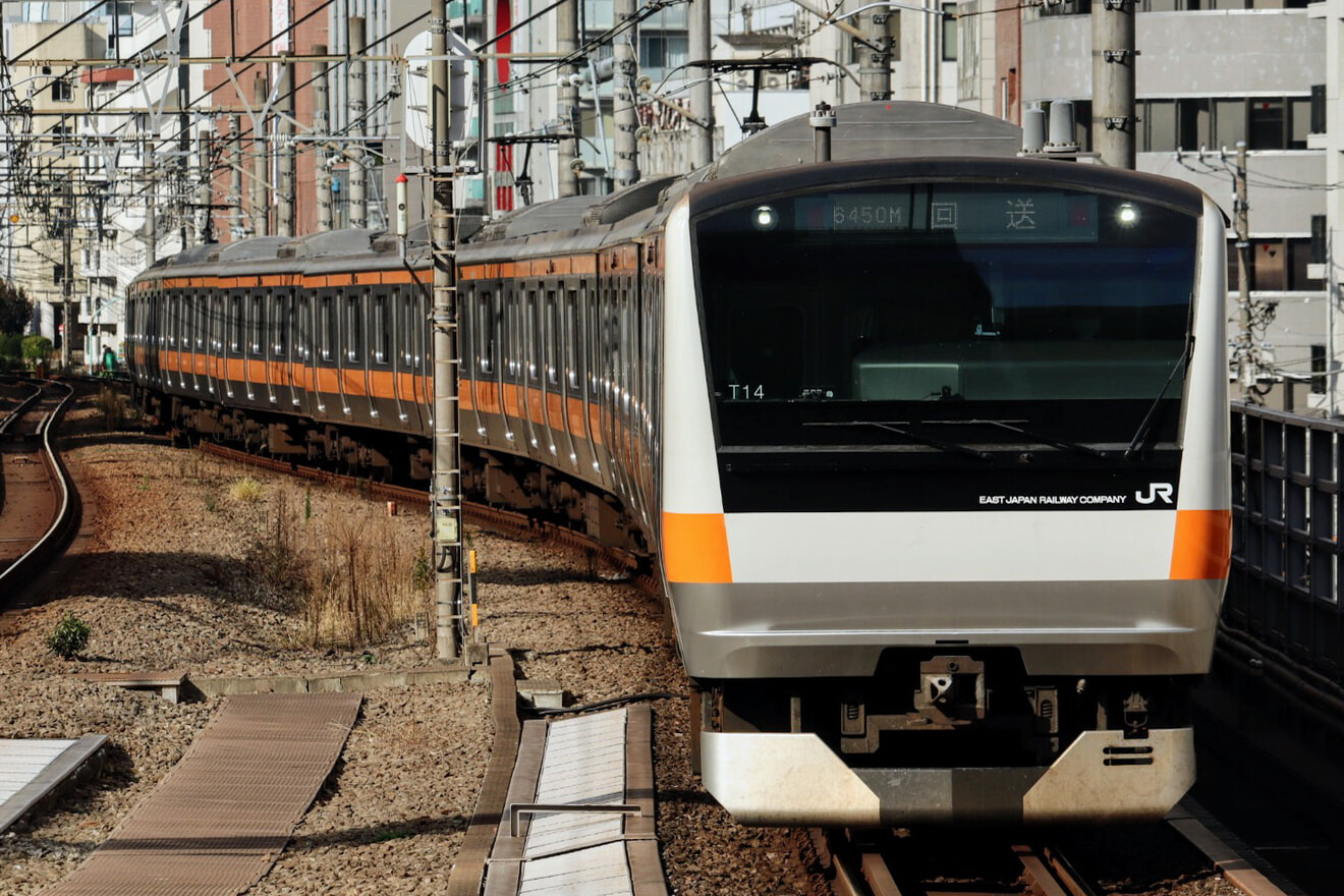 【JR東】E233系T14編成東京総合車両センター入場回送の拡大写真