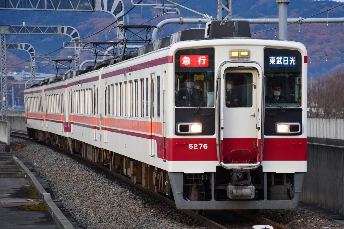 【東武】急行運用から6050系が撤退し20400型の運用にの拡大写真