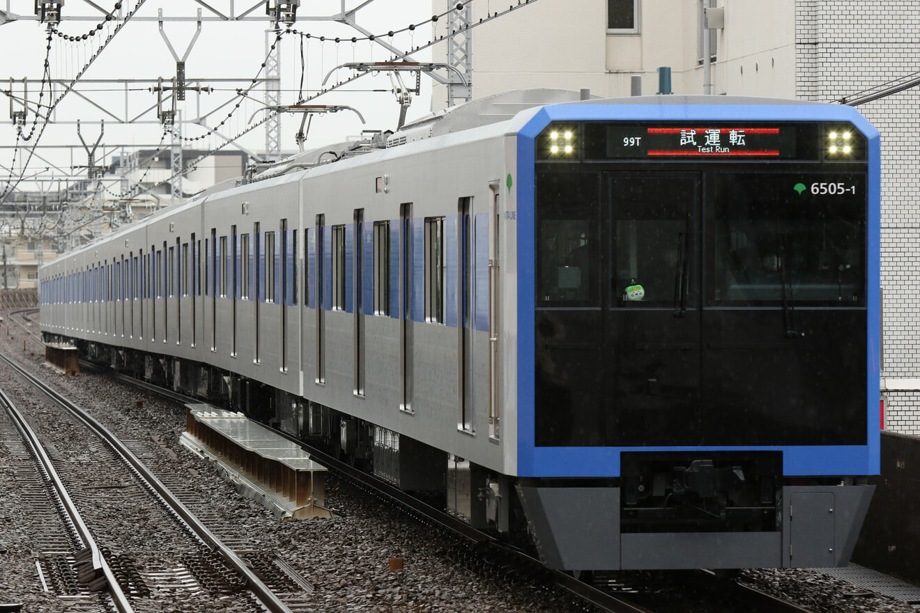 【都営】三田線6500形6505F新造車両性能試験の拡大写真