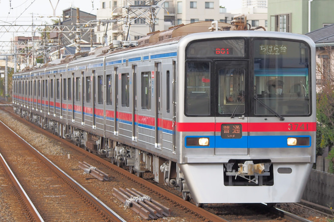 【京成】3700形3748編成が京成千葉線に初入線を西登戸駅で撮影した写真