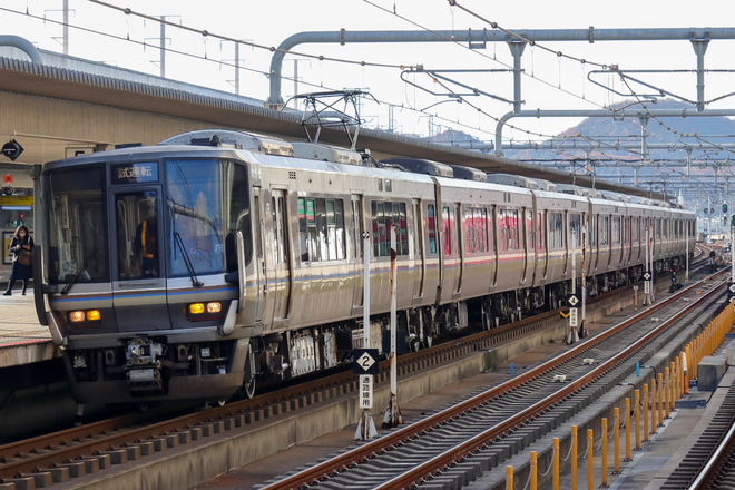 【JR西】223系W19編成網干総合車両所出場試運転を姫路駅で撮影した写真