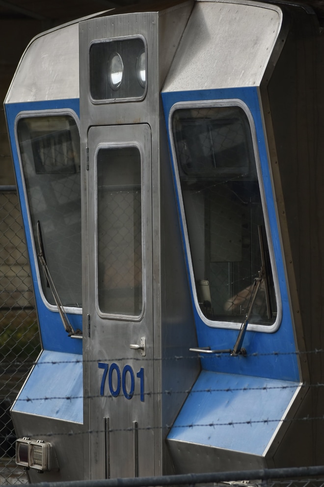 【北総】7000形7001号車のカバーが外された状態で目撃されるを西白井駅付近で撮影した写真