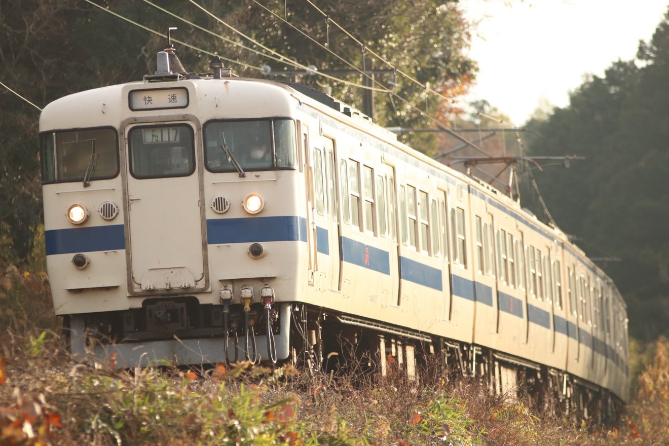 【JR九】にちりん102号を415系Fo117編成が代走運転の拡大写真