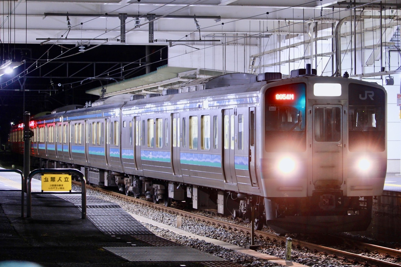 【JR東】八高線霜取り列車で211系N605編成が八高線へ(202112)の拡大写真