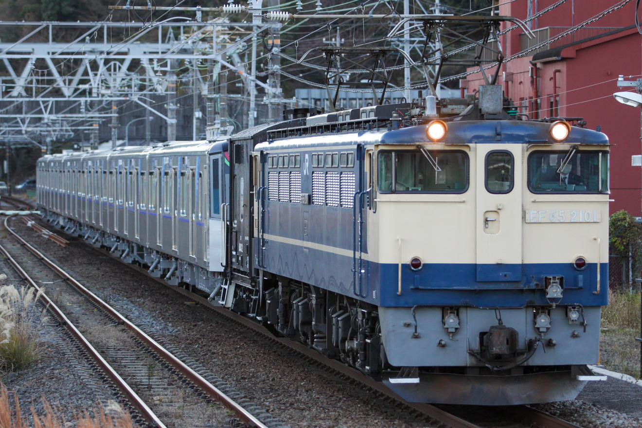 【横市交】ブルーライン新型車両4000形4621F甲種輸送の拡大写真