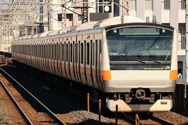 【JR東】E233系T15編成大宮総合車両センター入場回送を南浦和駅で撮影した写真