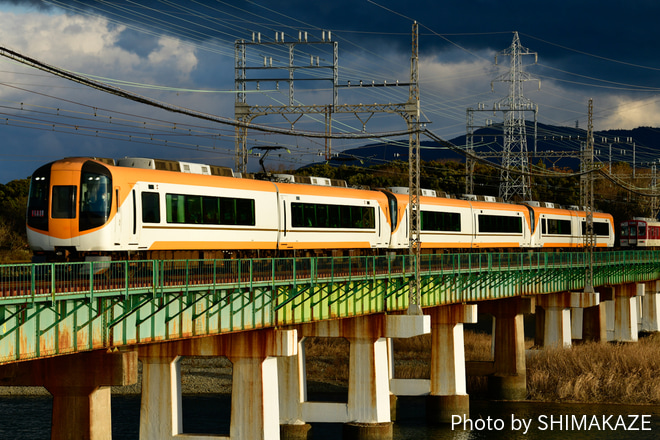 【近鉄】22600系3重連の臨時特急列車を宮町～小俣間で撮影した写真